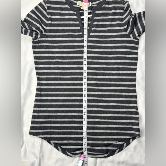 Michael Kors Dark & Light Grey Striped Quarter Sleeve Shirt SM - Silver Zippers - Picture 3 of 16